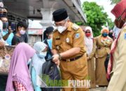 Pasca Diamuk Jago Merah, Bupati HSS Sambangi Korban Kebakaran