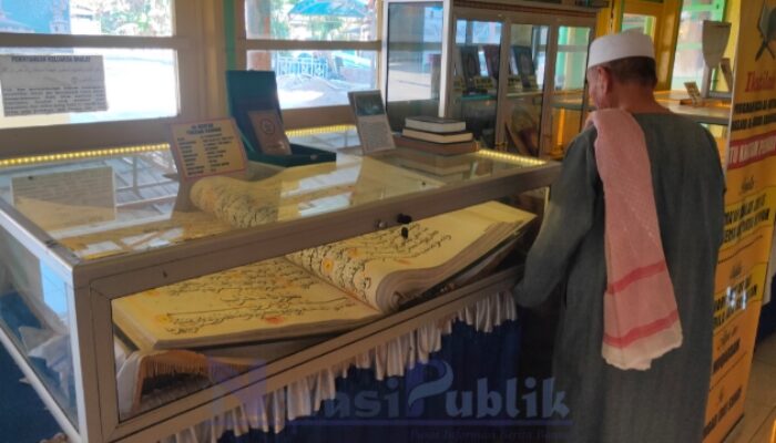 Masjid Tua di HSS Miliki Al Qur’an Berukuran 1 Meter Hingga 2 Centimeter