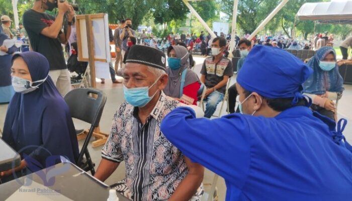 Polres HSS Salurkan 1.645 Dosis Vaksin Untuk Masyarakat