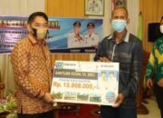 Wakil Bupati HSS Serahkan Bantuan PRS dan UEP Untuk Warga di Empat Kecamatan