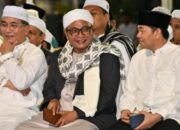 Ditinggal Guru Kapuh, Wabup HSS Tak Kuasa Tahan Kesedihan
