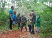 Program Karya Bakti Kodim 1001/Amt-Blg Sasar Peningkatan Jalan Bagi Petani Karet
