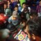 Tiga Remaja Mabuk Lem