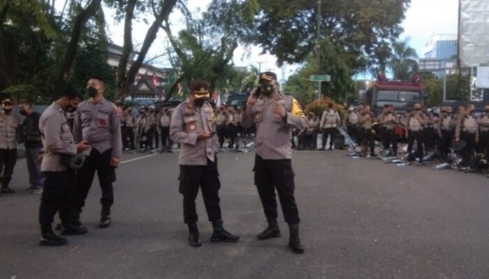 Unjuk Rasa Mahasiswa Berjalan Damai, Wakapolresta Ucapkan Terimakasih
