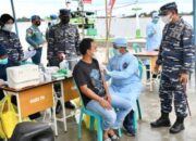 Pulang Melaut, Nelayan Banjarmasin Langsung Ikut Vaksinasi Covid-19