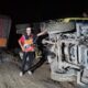 Truk Terbalik Akibat Jalan Rusak
