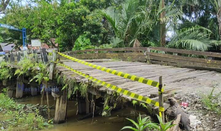 Wabup HSS Pastikan Perbaiki Jembatan Raraah Sungai Kupang
