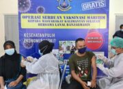 Lanal Banjarmasin Berhasil Vaksinasi 346 Orang Warga Pesisir