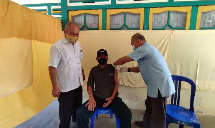 Partai Golkar Gelar Vaksinasi Berhadiah