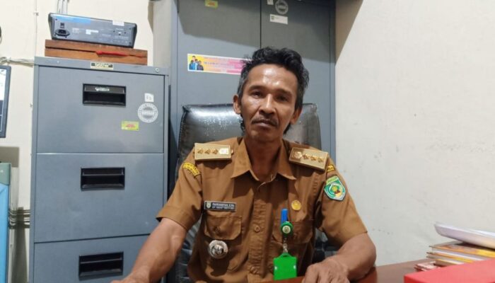 Tingkatkan Minat Vaksinasi, Camat Tebing Tinggi Lakukan Pendekatan Door To Door