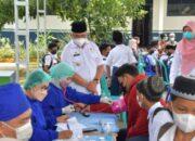 Pastikan Lancar, Bupati Fikry Pantau Vaksinasi di Angkinang dan Telaga Langsat