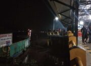 Seorang Wanita Diduga Tenggelam Setelah Ceburkan Diri di Sungai Barito
