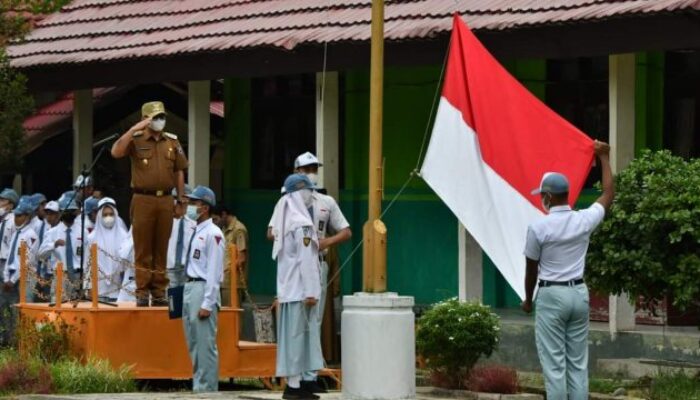Wabup Syamsuri Berikan Motivasi Siswa SMKN 2 Kandangan