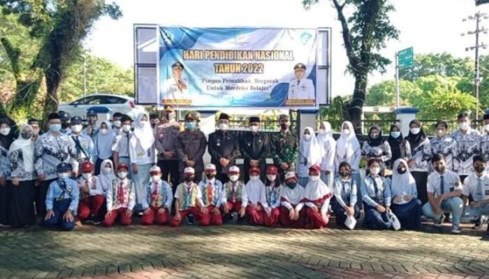 Bupati HSS Harapkan Momentum Hardiknas Jadi Peningkat Moral dan Akhlak Anak