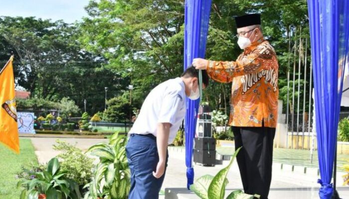 Bupati Fikry Kukuhkan Ribuan Siswa Kelas IX Se-Kabupaten HSS
