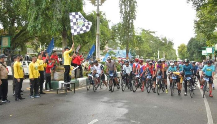 Wabup Syamsuri Lepas 440 Peserta Tour De Loksado Tahun 2022