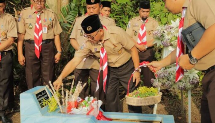 Tradisi di Hari Pramuka, Kwarcab HSS Ziarah Makam Tokoh Gerakan Pramuka