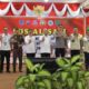 Foto bersama saat pelaksanaan sosialisasi pencegahan dan pemberantasan pungutan liar.