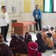 Wakil Bupati (Wabup) HSS, Syamsuri Arsyad saat memberikan motivasi kepada siswa SDN Pamujaan, Kecamatan Simpur.
