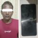 Tersangka RY alias Jamson (30) beserta barang buktinya.