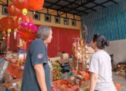 Jelang Tahun Baru Cina, Pernak Pernik Imlek Mulai Banyak Diburu