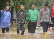 Gerak Cepat, TNI-Polri dan Pemkab HSS Salurkan Bantuan Terdampak Banjir