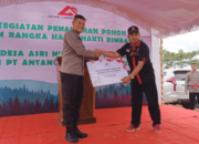 Kembangkan Objek Wisata dan Ormas, Kapolres HSS dan Tapin Serahkan Bantuan di Penanaman Pohon PT AGM