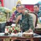 Sekda HSS, Muhammad Noor saat memaparkan percepatan penurunan stunting dan penanganan kemiskinan ekstrim.