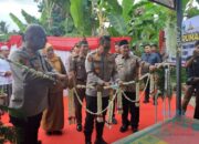 Atasi Kemiskinan Ekstrim, Kapolda Kalsel Resmikan Hasil Bedah Rumah di HSS