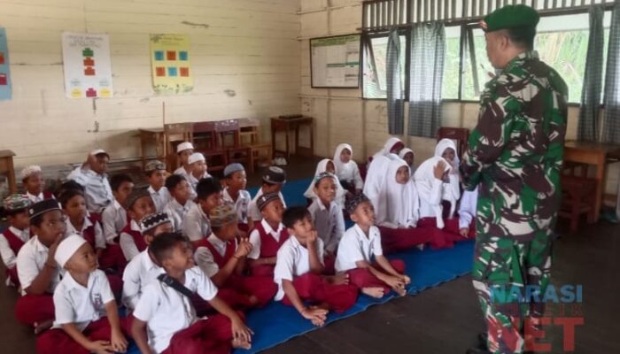 Babinsa Koramil CLS Tapin Bekali Siswa SDN Marampiau Wawasan Kebangsaan