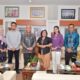 Bupati HSS, Achmad Fikry dan Tim Layanan Aplikasi Informatika Pemerintahan (LAIP) Kementerian Kominfo RI foto bersama usai silaturahmi.
