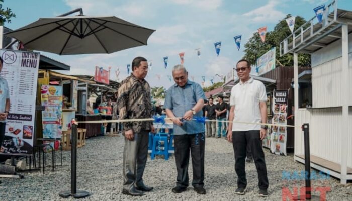 Bupati Fikry Resmikan Food Court Tempat Wisata Kuliner Baru di HSS