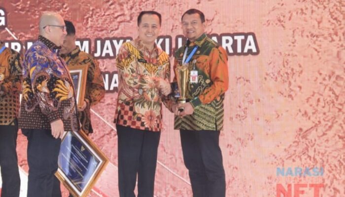 Terbaik Satu Se-Indonesia, PT Tirta Amandit Raih Penghargaan BUMD Awards