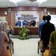 Pj Bupati HSS, Hermansyah saat mengikuti pembukaan pelatihan implementasi e-commerce dan membangun branding dalam peningkatan penjualan produk UMKM.