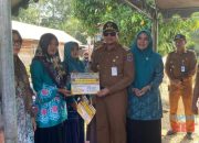 Pemkab HSS Salurkan Bantuan P2L Untuk KWT Kecamatan Angkinang