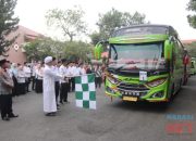 Pj Bupati Hermansyah Lepas 172 JCH Asal HSS Kloter 14