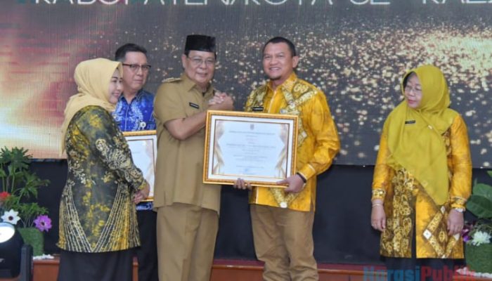 Pemkab HSS Raih Penghargaan Peringkat Satu Implementasi Akuntabilitas Kinerja