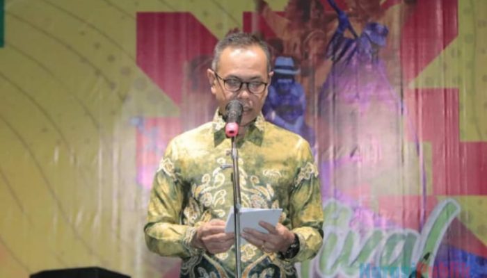 Sekda HSS Buka Festival Bamboo Rafting Tahun 2024