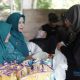 Warga Desa Hulu Banyu, Kecamatan Loksado antusias berbelanja di pasar murah yang digelar oleh Pemkab HSS.