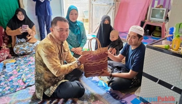 Tekan Angka Stunting, Pemkab HSS Bagikan PMT Untuk Anak