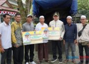 Dukung Kegiatan Keagamaan, Pj Bupati HSS Salurkan Bantuan Sapi Untuk Acara Haulan