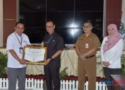 KPPN Barabai Berikan Penghargaan Untuk Kabupaten HSS
