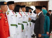 Pj Bupati Endri Kukuhkan 32 Anggota Paskibraka HSS
