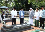 Jelang Harjad Ke-74, Jajaran Pemkab HSS Ziarah ke Makam Tokoh Pendiri Kabupaten