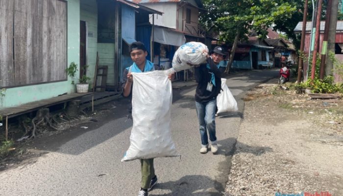 Maulidiyah Ke-32, Mapala Uniska Berikan Edukasi Lingkungan Lewat Walking And Cleaning Event
