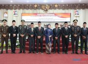 Sekda HSS Hadiri Pelantikan PAW Anggota DPRD, Risma Fakhriyatni Siap Kerjasama Bangun Daerah
