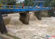 Diguyur Hujan Sejak Pagi, Debit Air Sungai di HSS Alami Peningkatan