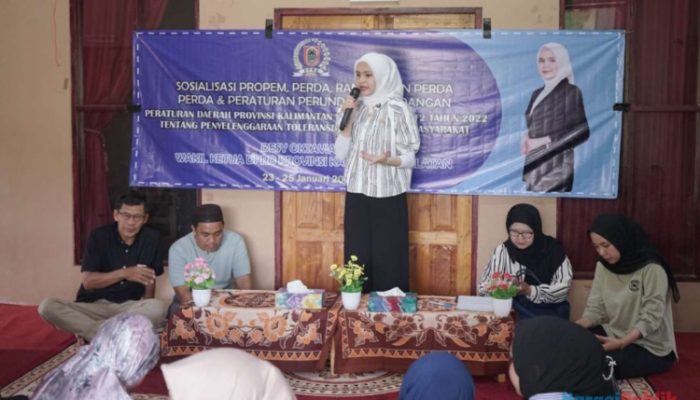 Sosialisasikan Perda Perlindungan Anak, Desy Oktavia Sari Beri Edukasi Warga Desa Banua Halat Kiri Tapin
