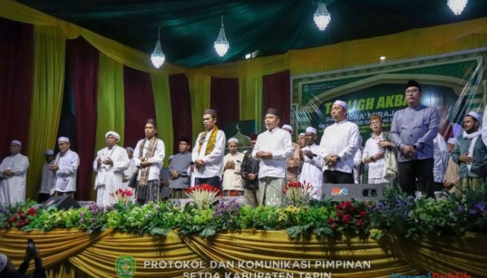 Ribuan Jamaah Dari Berbagai Daerah Ikuti Tabligh Akbar Bersama Ustadz Abdul Somad di Tapin