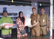 Tanggap Darurat Bencana, Pemkab HSS dan Pemprov Kalsel Salurkan Bantuan Banjir di Kecamatan Kalumpang